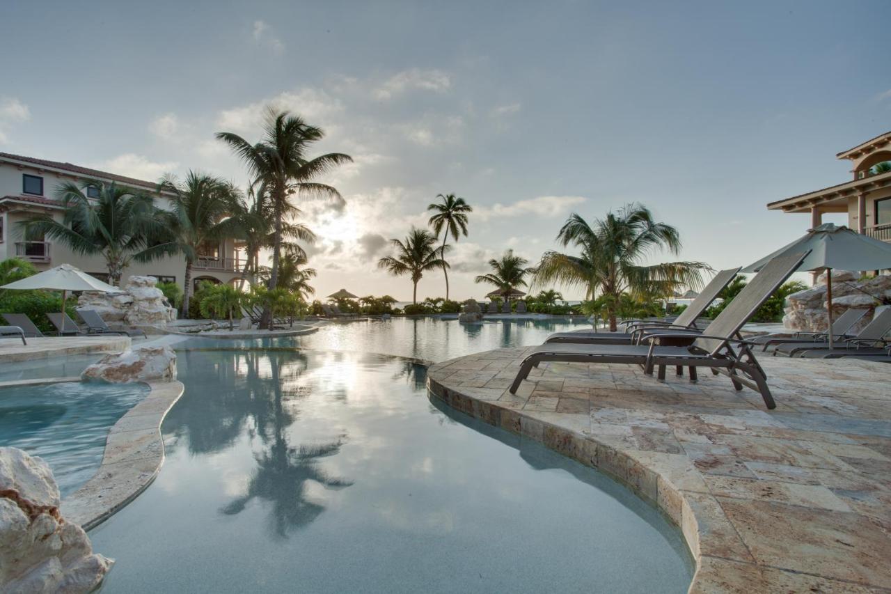 Coco Beach Resort San Pedro  Exterior photo